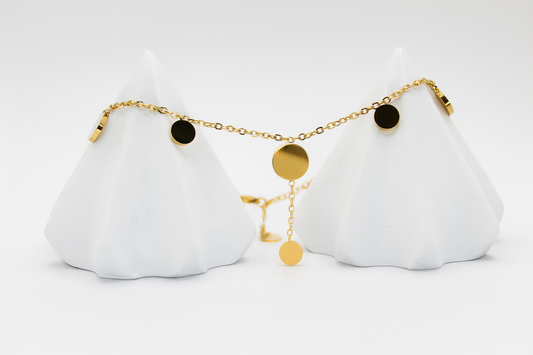 Elegant Gold Disc Charm Bracelet