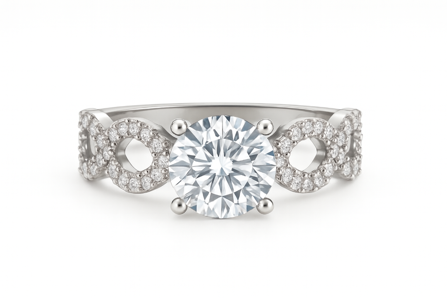 Luxury Silver Ring with Moissanite Center – Ideal for Proposals & Anniversaries