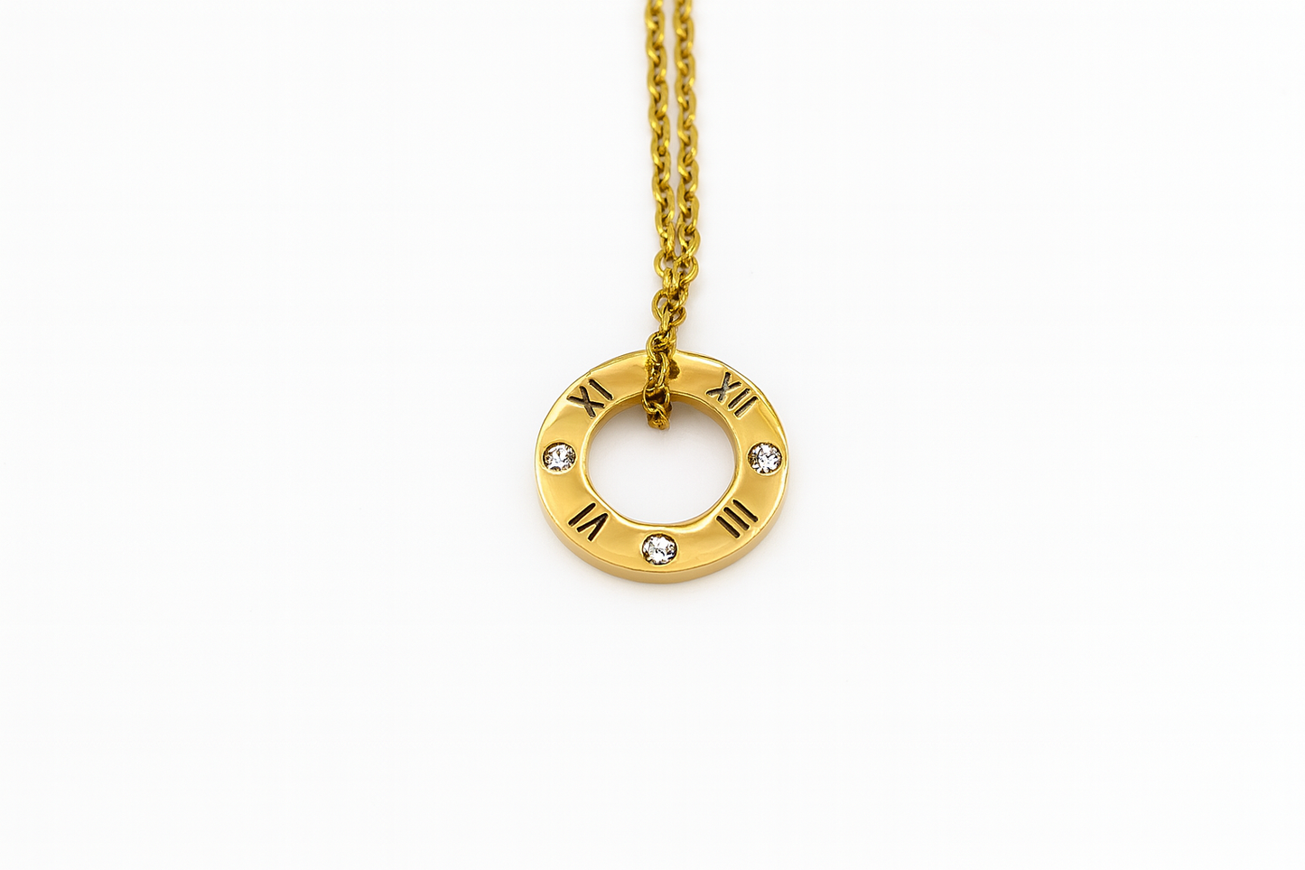Elegant Gold Roman Numeral Circle Pendant Necklace